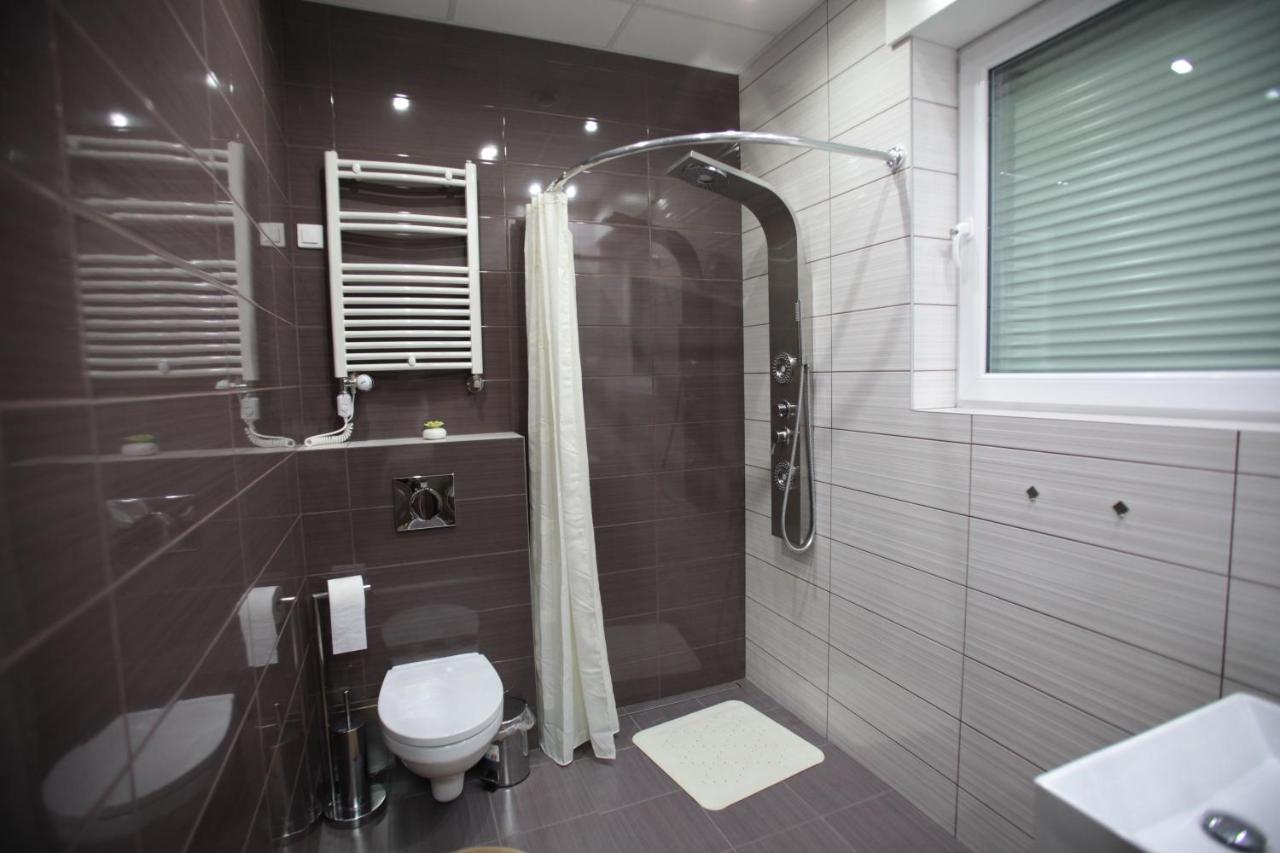 Villa B&B Warsawa Bagian luar foto