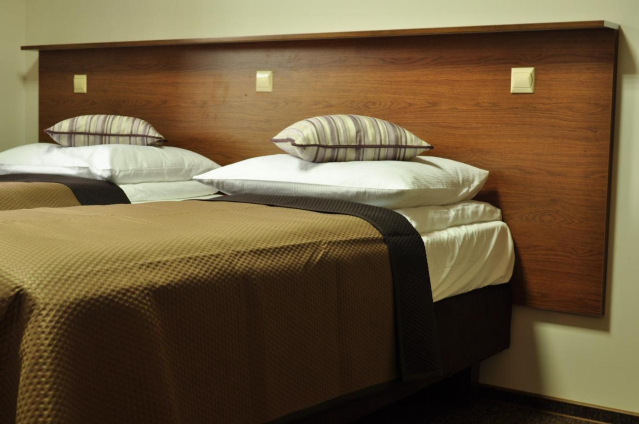 Villa B&B Warsawa Bagian luar foto